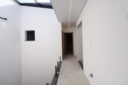Casa à venda com 205m², 3 quartos e 4 vagasCorredor