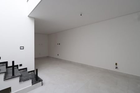 Casa à venda com 205m², 3 quartos e 4 vagasSala