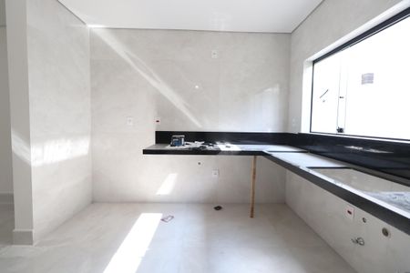 Casa à venda com 205m², 3 quartos e 4 vagasCozinha