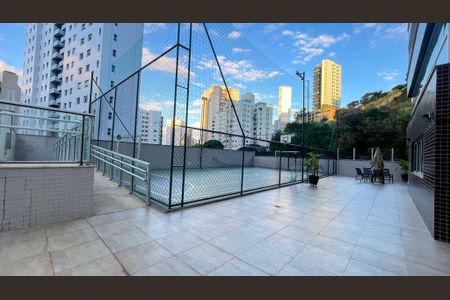 Apartamento à venda com 138m², 3 quartos e 4 vagas
