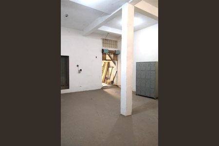 Casa à venda com 617m², 3 quartos e sem vaga