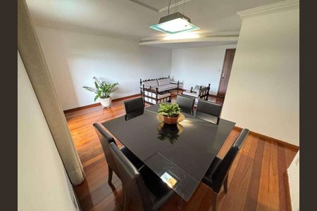 Apartamento à venda com 130m², 4 quartos e 2 vagas