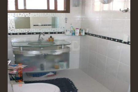 Casa à venda com 178m², 3 quartos e 2 vagas