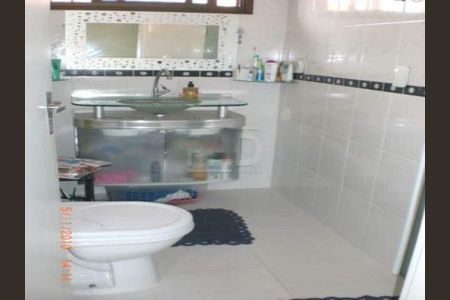 Casa à venda com 178m², 3 quartos e 2 vagas