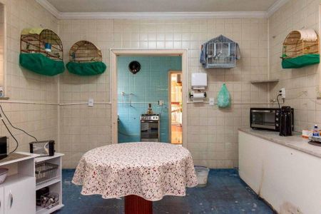 Casa à venda com 270m², 4 quartos e 7 vagas