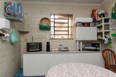 Casa à venda com 270m², 4 quartos e 7 vagas