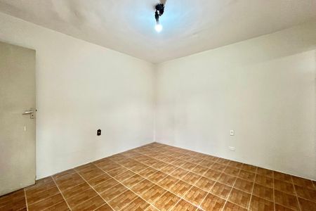Casa à venda com 300m², 3 quartos e 3 vagas Casa à venda com 300m², 3 quartos e 3 vagasSuite