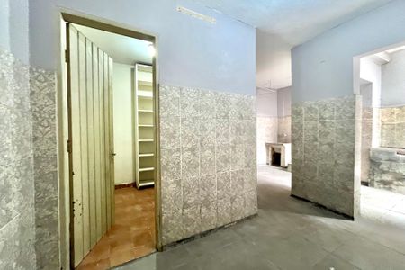 Casa à venda com 300m², 3 quartos e 3 vagas Casa à venda com 300m², 3 quartos e 3 vagasÁrea externa