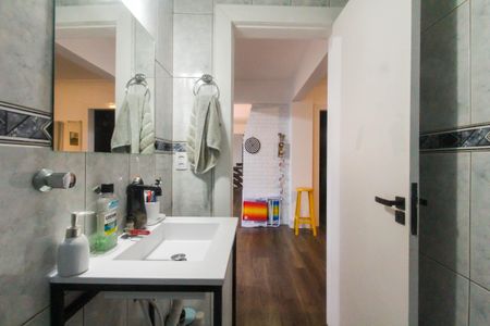 Apartamento à venda com 280m², 3 quartos e 3 vagas Apartamento à venda com 280m², 3 quartos e 3 vagasBanheiro 1