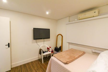 Apartamento à venda com 280m², 3 quartos e 3 vagas Apartamento à venda com 280m², 3 quartos e 3 vagasQuarto 2