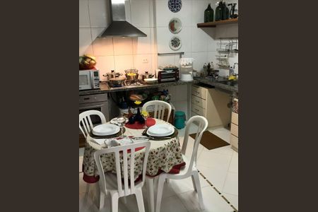 Apartamento à venda com 105m², 3 quartos e 1 vaga