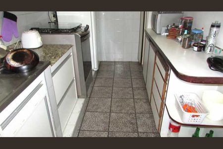 Apartamento à venda com 80m², 2 quartos e sem vaga
