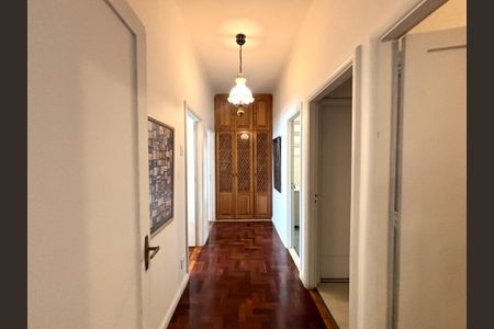 Corredor de apartamento à venda com 3 quartos, 167m² em Copacabana, Rio de Janeiro
