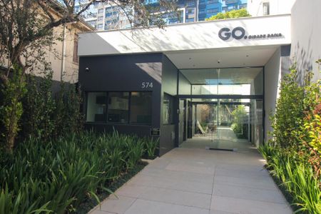 Studio à venda com 28m², 1 quarto e sem vaga Studio à venda com 28m², 1 quarto e sem vagaFachada e portaria