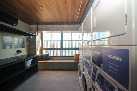 Studio à venda com 28m², 1 quarto e sem vaga Studio à venda com 28m², 1 quarto e sem vagaLavanderia