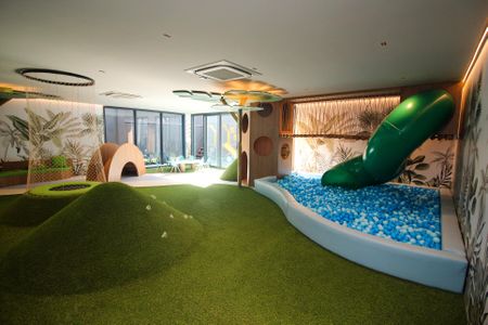 Studio à venda com 28m², 1 quarto e sem vaga Studio à venda com 28m², 1 quarto e sem vagaBrinquedoteca