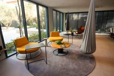 Studio à venda com 28m², 1 quarto e sem vaga Studio à venda com 28m², 1 quarto e sem vagaHall social