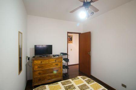 Casa à venda com 250m², 3 quartos e 2 vagas Casa à venda com 250m², 3 quartos e 2 vagasQuarto 2