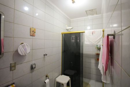Casa à venda com 250m², 3 quartos e 2 vagas Casa à venda com 250m², 3 quartos e 2 vagasBanheiro da Suíte