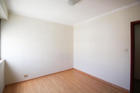 Quarto 1 de apartamento para alugar com 3 quartos, 116m² em Itaim Bibi, São Paulo