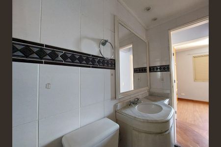 Apartamento à venda com 74m², 3 quartos e sem vaga Apartamento à venda com 74m², 3 quartos e sem vagaBanheiro Social