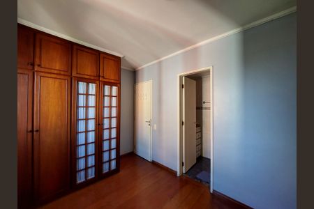 Apartamento à venda com 74m², 3 quartos e sem vaga Apartamento à venda com 74m², 3 quartos e sem vagaSuíte
