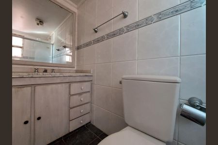 Apartamento à venda com 74m², 3 quartos e sem vaga Apartamento à venda com 74m², 3 quartos e sem vagaBanheiro da Suíte