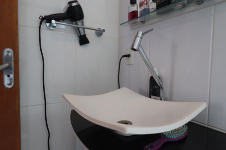 Apartamento à venda com 60m², 2 quartos e 1 vagaBanheiro Suite