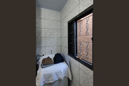 Casa para alugar com 58m², 2 quartos e sem vagaBanheiro