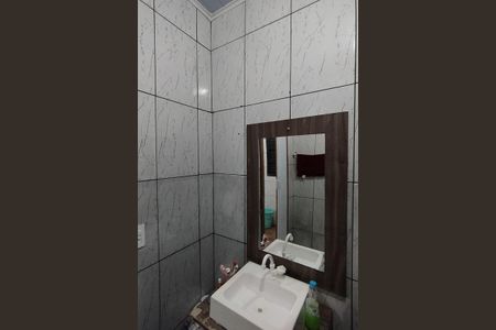 Casa para alugar com 58m², 2 quartos e sem vagaBanheiro