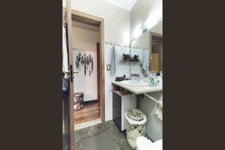 Casa para alugar com 78m², 2 quartos e 1 vaga Casa para alugar com 78m², 2 quartos e 1 vagaBanheiro 1