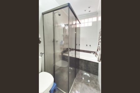 Casa para alugar com 78m², 2 quartos e 1 vaga Casa para alugar com 78m², 2 quartos e 1 vagaBanheiro 1