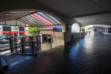 Apartamento à venda com 70m², 2 quartos e 1 vagaFachada e portaria