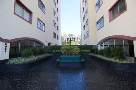 Apartamento à venda com 70m², 2 quartos e 1 vagaÁrea comum