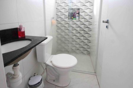 Apartamento à venda com 33m², 2 quartos e sem vaga Apartamento à venda com 33m², 2 quartos e sem vagaBanheiro