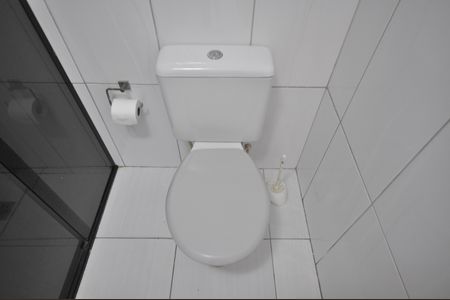 Casa à venda com 144m², 3 quartos e 1 vagaBanheiro 