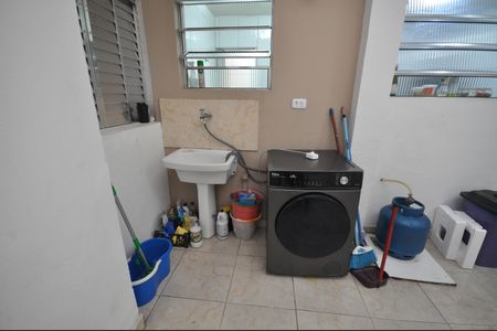 Casa à venda com 144m², 3 quartos e 1 vagaÁrea de Serviço