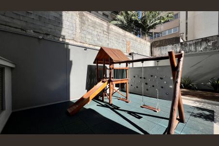 Studio à venda com 24m², 1 quarto e sem vaga Studio à venda com 24m², 1 quarto e sem vagaPlayground