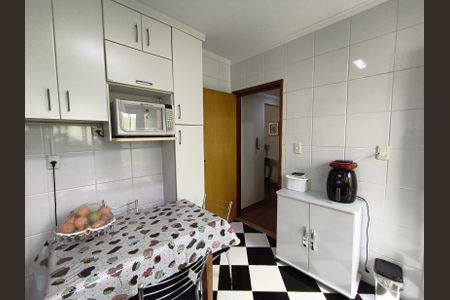 Casa à venda com 98m², 2 quartos e sem vaga Casa à venda com 98m², 2 quartos e sem vagaCozinha