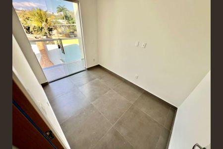 Casa à venda com 90m², 3 quartos e 2 vagasQuarto 2
