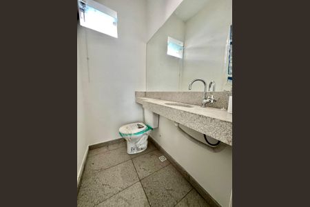 Casa à venda com 90m², 3 quartos e 2 vagasLavabo Sala