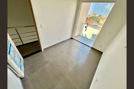 Casa à venda com 90m², 3 quartos e 2 vagasQuarto 2