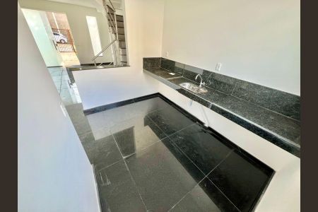 Casa à venda com 90m², 3 quartos e 2 vagasCozinha