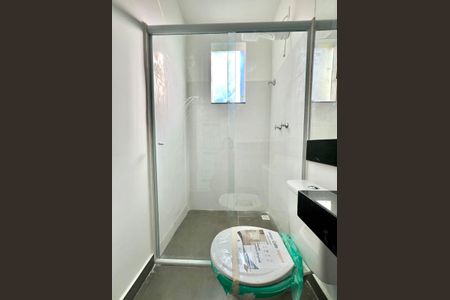 Casa à venda com 90m², 3 quartos e 2 vagasBanheiro da Suíte