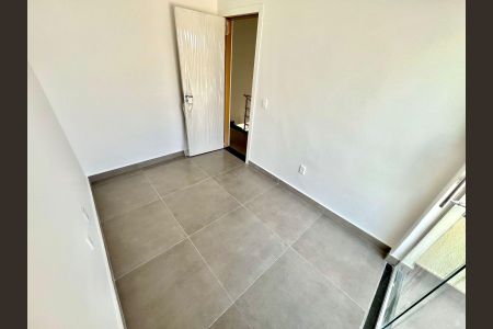 Casa à venda com 90m², 3 quartos e 2 vagasQuarto