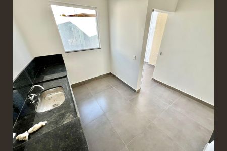 Casa à venda com 90m², 3 quartos e 2 vagasCozinha