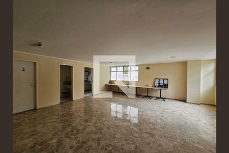 Apartamento à venda com 35m², 1 quarto e 1 vaga Apartamento à venda com 35m², 1 quarto e 1 vagaÁrea comum - Salão de festas