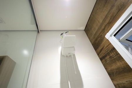 Apartamento à venda com 71m², 2 quartos e 2 vagas Apartamento à venda com 71m², 2 quartos e 2 vagasBanheiro Social