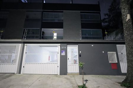 Apartamento à venda com 71m², 2 quartos e 2 vagas Apartamento à venda com 71m², 2 quartos e 2 vagasFachada