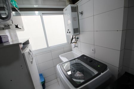 Apartamento à venda com 68m², 2 quartos e 1 vagaÁrea de Serviço